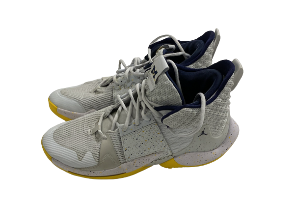 Naz Hillmon Michigan Basketball Player Exclusive Shoes (Size 11)