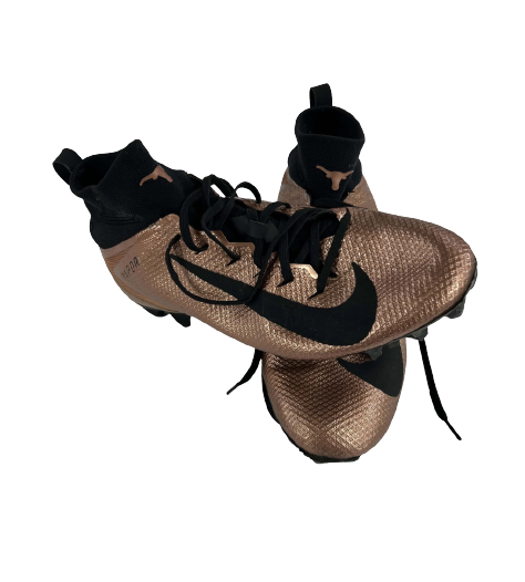 Skyler Bonneau Texas Football Player Exclusive "KD" Cleats (Size 11)