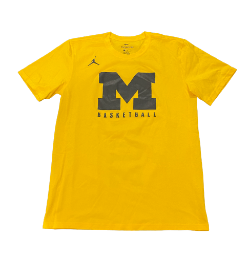 Michigan Basketball Team Issued Jordan Workout Shirt (Size M)