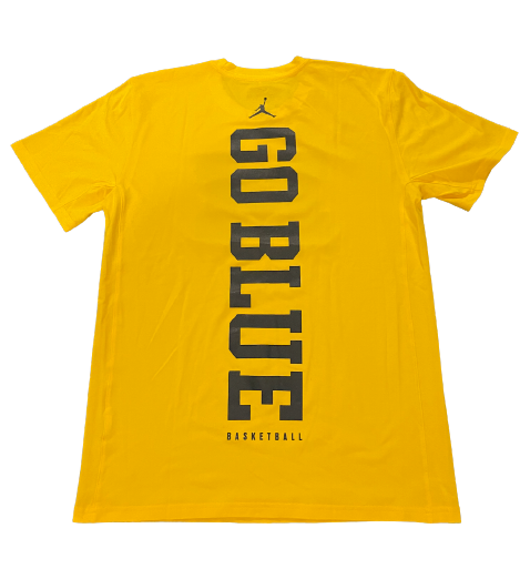 Michigan Basketball Team Issued Jordan Workout Shirt (Size M)