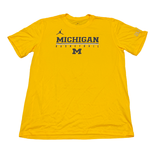 Michigan Basketball Team Issued Jordan Workout Shirt (Size M)