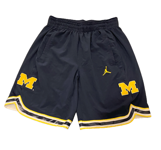 Michigan Basketball Team Issued Replica Jordan Game Shorts with Pockets (Size M)