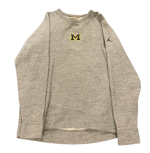 Michigan Basketball Player Exclusive Jordan Crewneck Sweatshirt (Size XL)