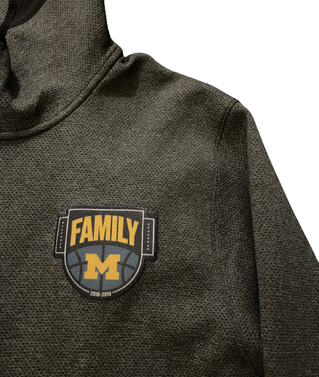 Michigan Basketball Player Exclusive Jordan 2018-2019 March Madness "FAMILY" Jacket (Size XL) - RARE!