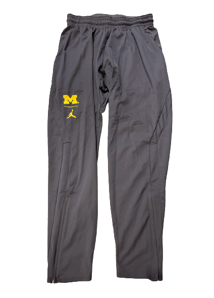 Michigan Basketball Team Issued Jordan Sweatpants (Size L)