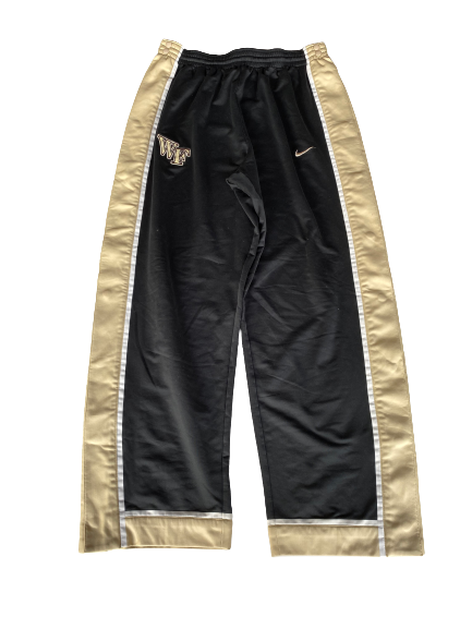 L.D. Williams Wake Forest Team Exclusive Pre-Game Snap-Off Sweatpants (Size XL)