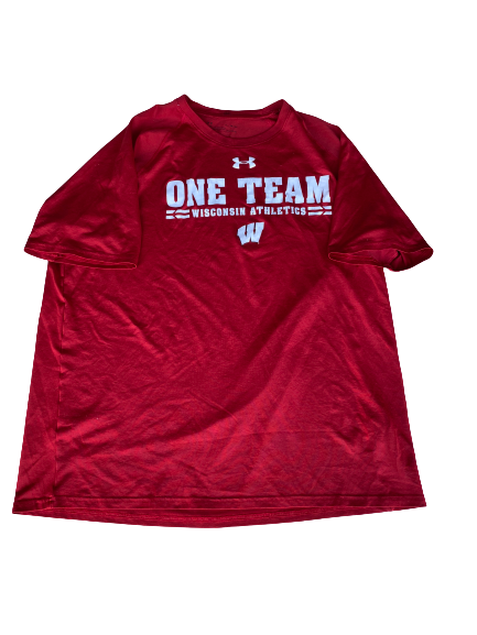 Mason Stokke Wisconsin Football Under Armour T-Shirt (Size XL)